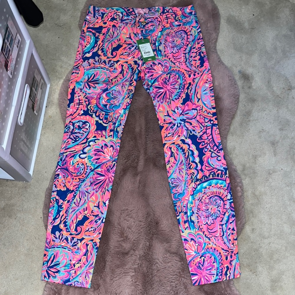 Lilly Pulitzer, Kelly Skinny Ankle Pant. Blue Currant, drop me a lime. Size 4.